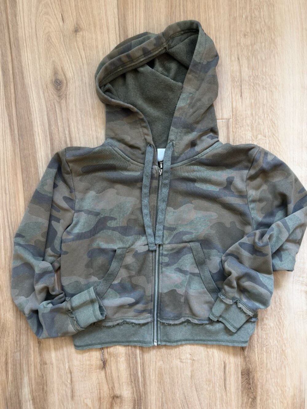 No Boundaries Camo Cropped Hoodie